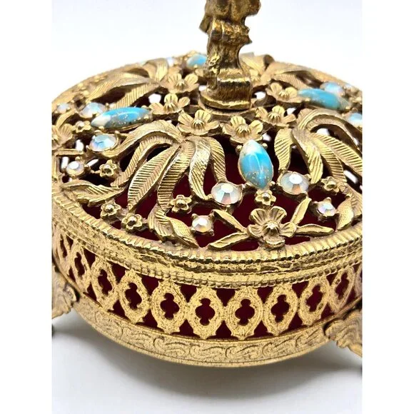 Vintage Cherub Gold Tone Footed Metal Jewelry or Trinket Box w/ embellished lid - Picture 8 of 8